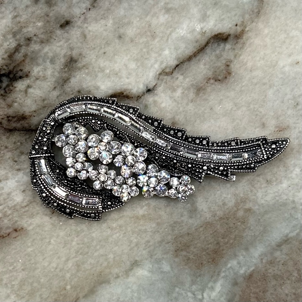 Wedding Style Hair Pin Pewter Silver Color Metal With Lots of Sparkles